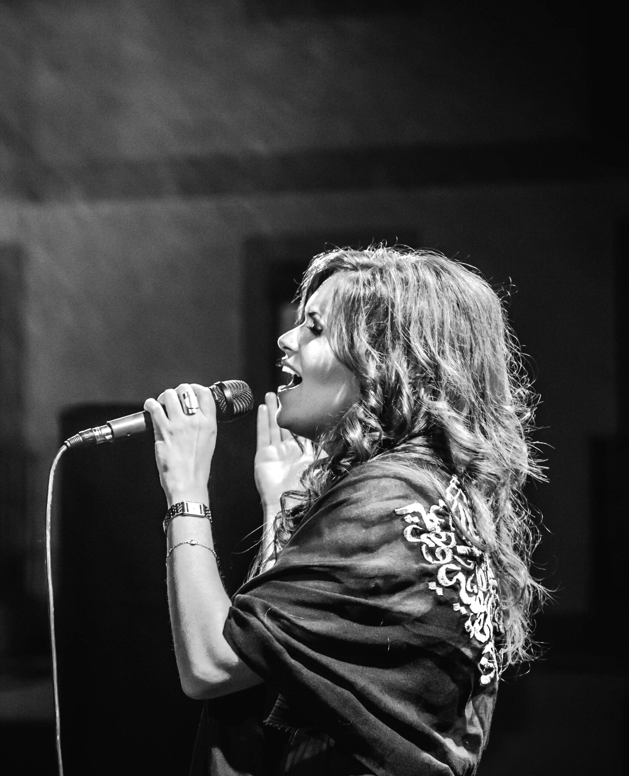 Farah Siraj - Heartbeat of the Desert